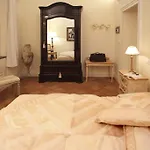 Alba D'oro - Historic Luxury Vila *